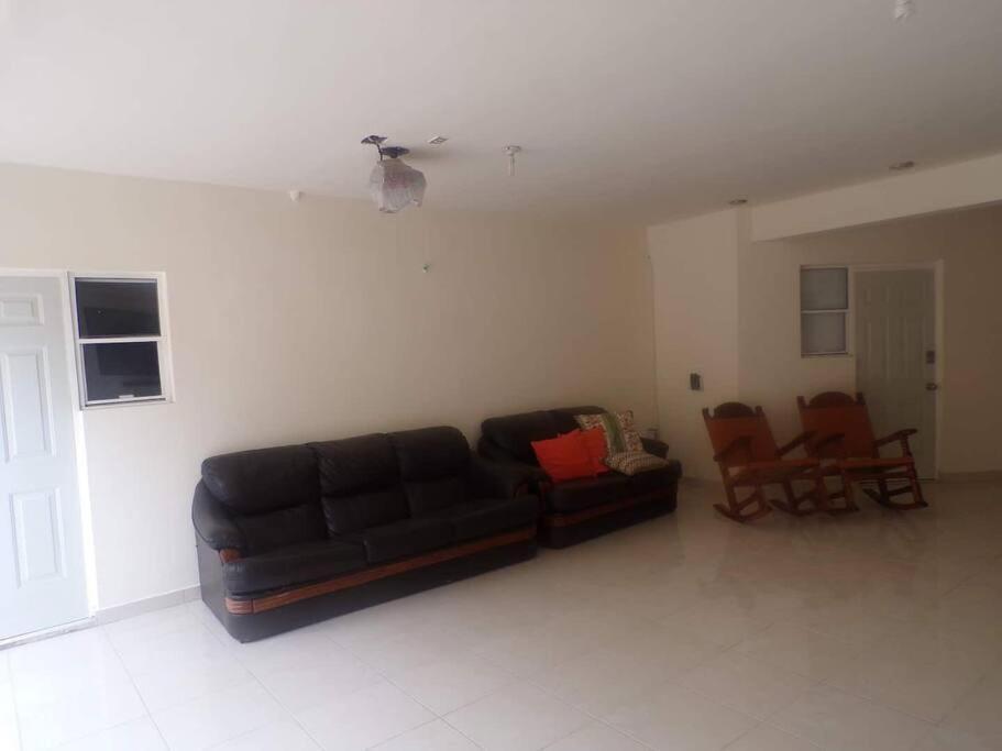 Departamento 23 Centrico , Confortable , Cerca De Galerias Mall , Vado Del Rio , Pepsi , Consulado, Cas Hermosillo Exterior foto